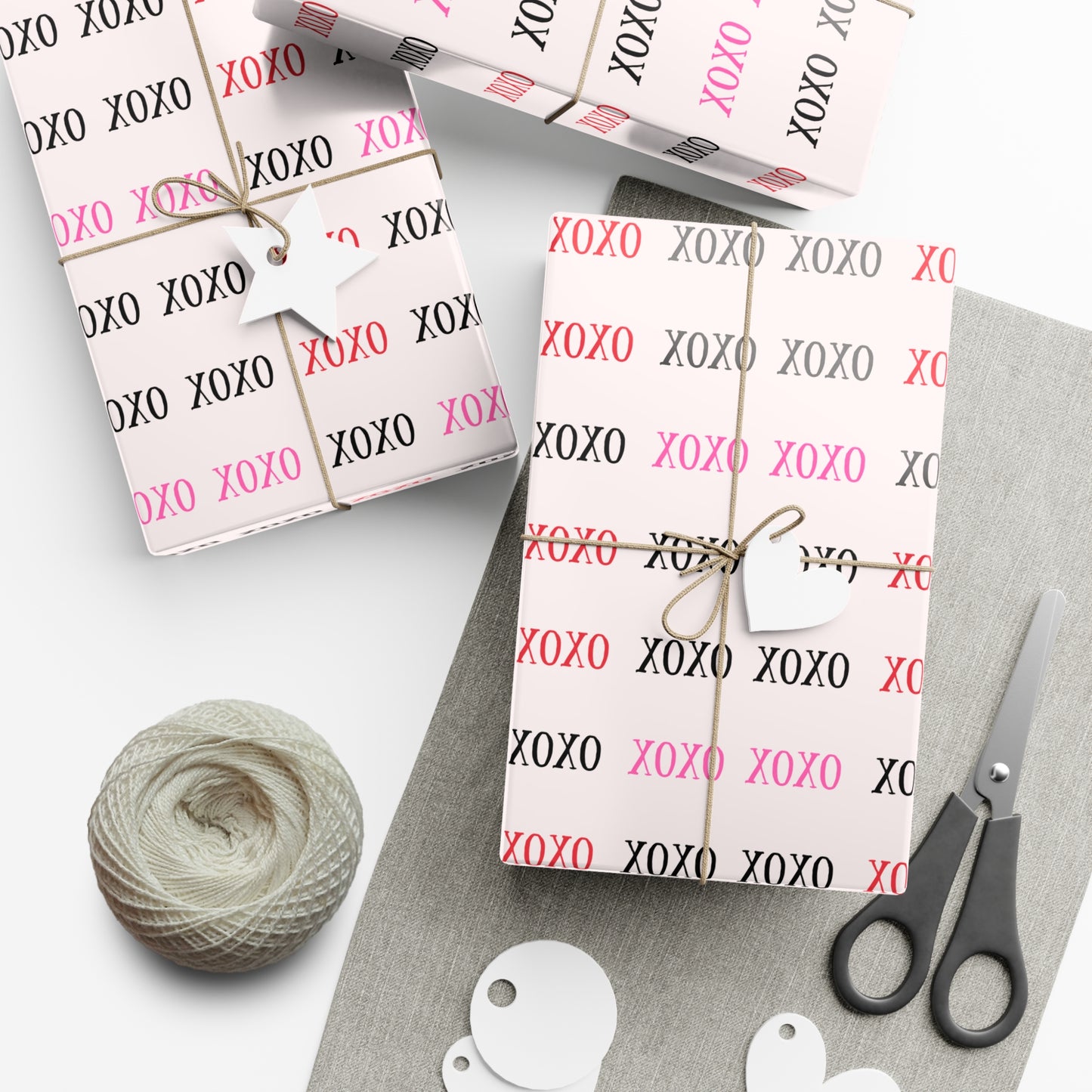 XOXO Valentine’s Day Gift Wrap Paper – Hugs and Kisses Design